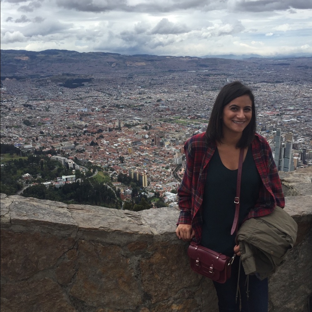 Meet your Posher, Yasmin